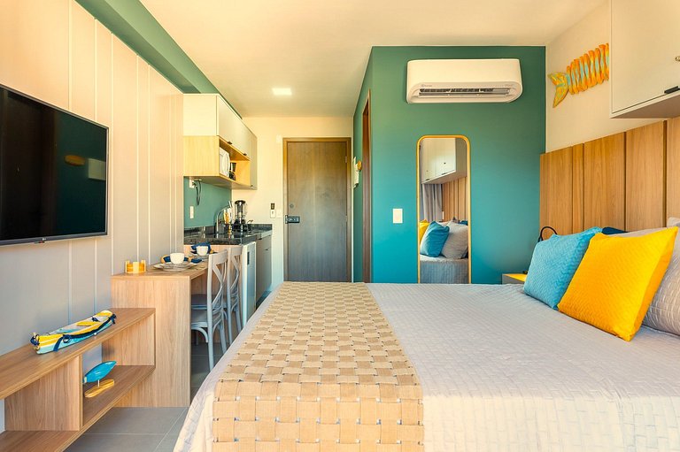 Studio 30m from the beach with pool and restaurant