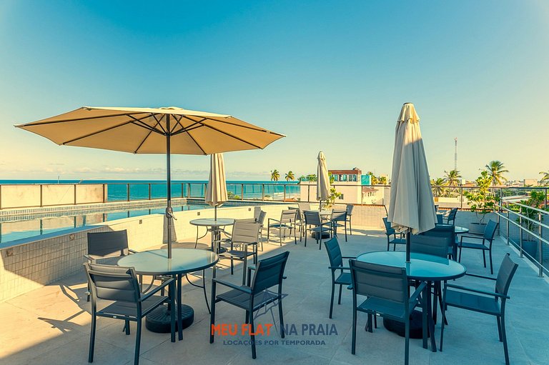 Studio 30m from the beach with pool and restaurant