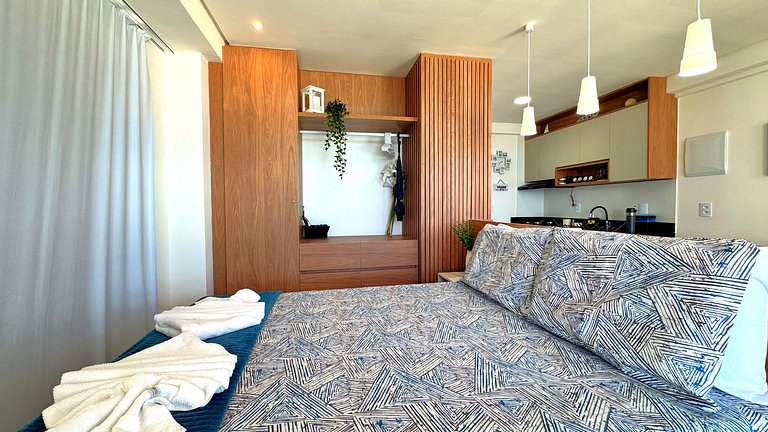 Studio com Varanda e Vista Mar