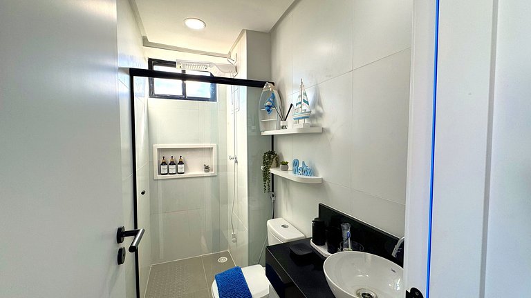 Studio com Varanda e Vista Mar