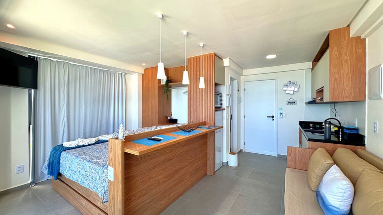 Studio com Varanda e Vista Mar