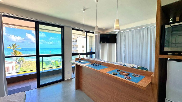 Studio com Varanda e Vista Mar