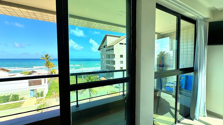 Studio com Varanda e Vista Mar