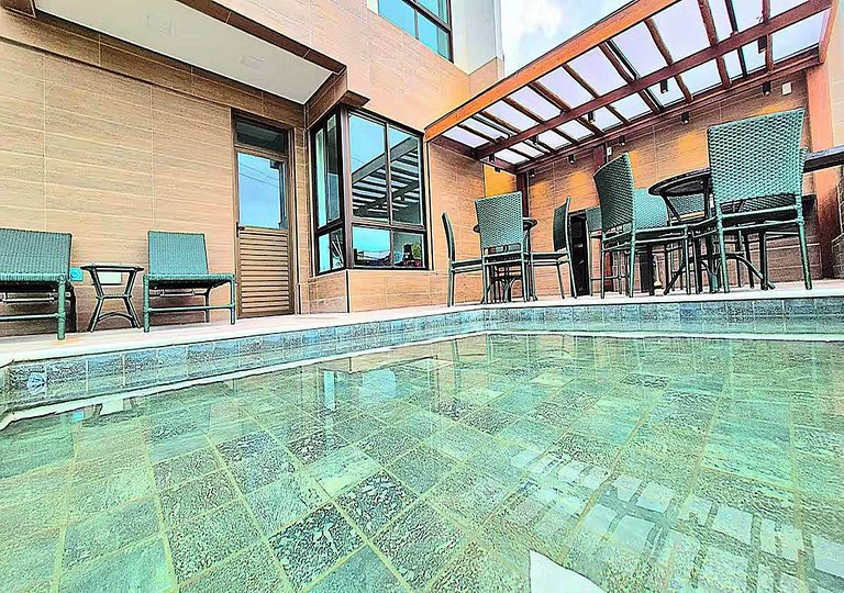 Paraíso a Dois no Centro da Vila e Perto do Mar